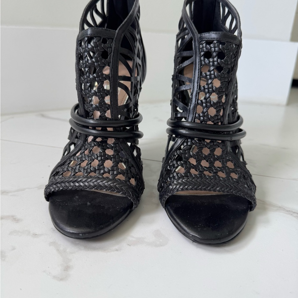 ZARA - Elegant Black Women's Heels - Picture 2 of 5